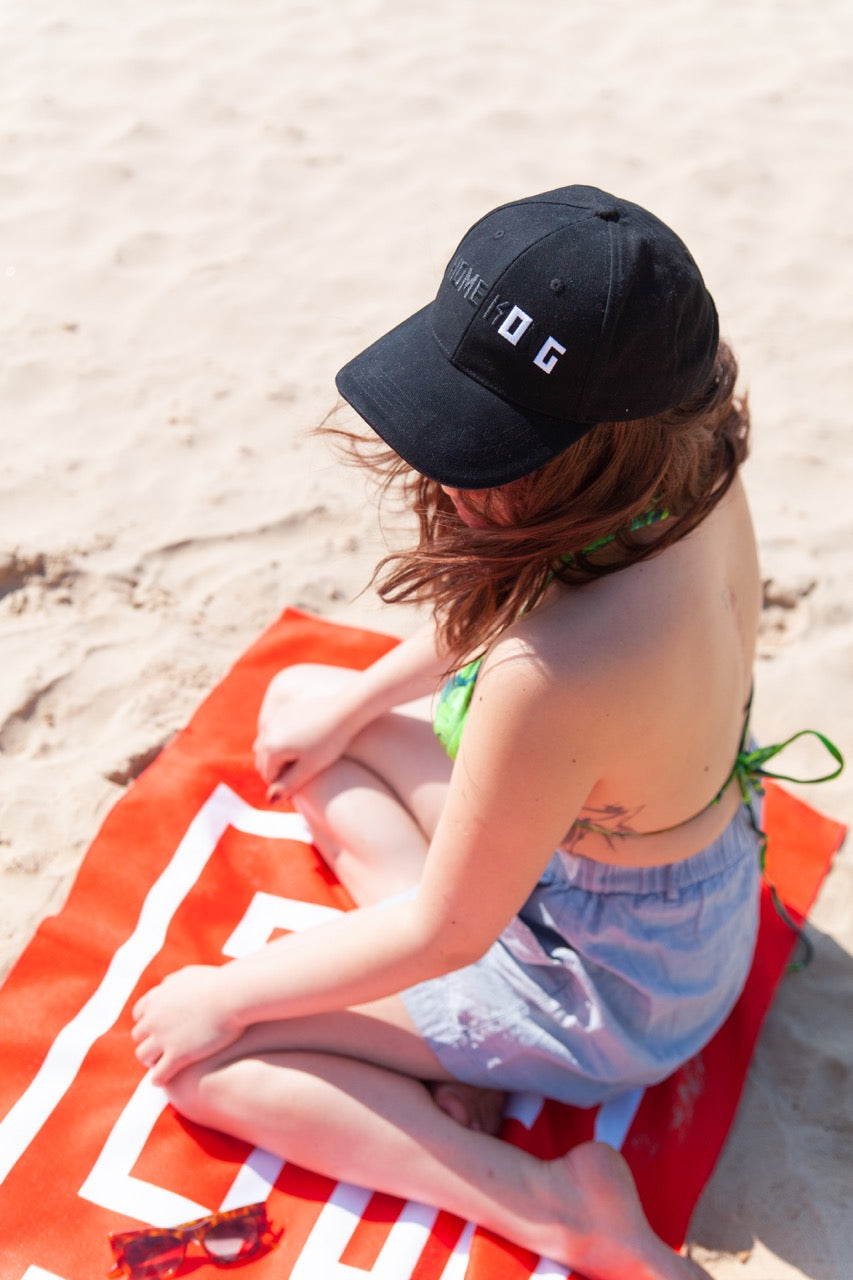 BEACH TOWEL HK BUILDING PRINT