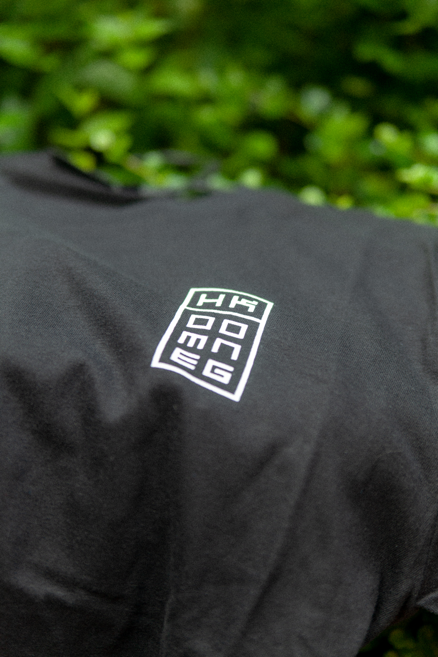 HK BUILDING/852 TEE BLACK